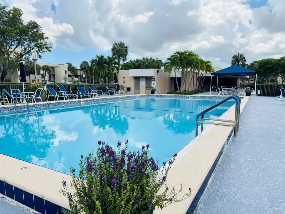 2430 DEER CREEK COUNTRY CLUB BOULEVARD #407-2 Deerfield Beach, FL 33442