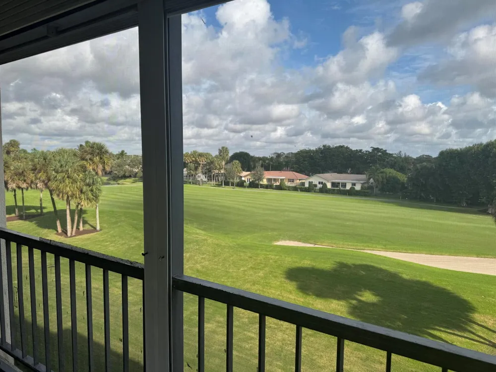 2430 DEER CREEK COUNTRY CLUB BOULEVARD #407-2 Deerfield Beach, FL 33442