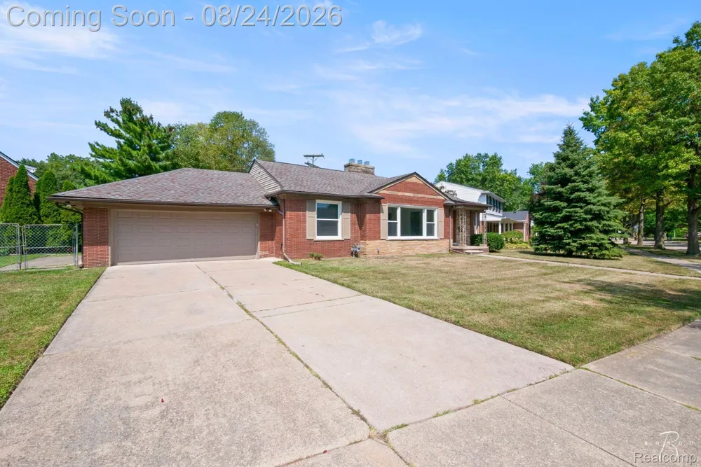 1160 Torrey Road Grosse Pointe Woods City, MI 48236