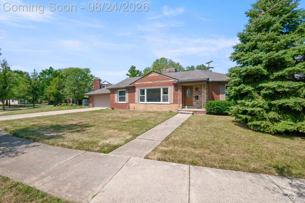 1160 Torrey Road Grosse Pointe Woods City, MI 48236