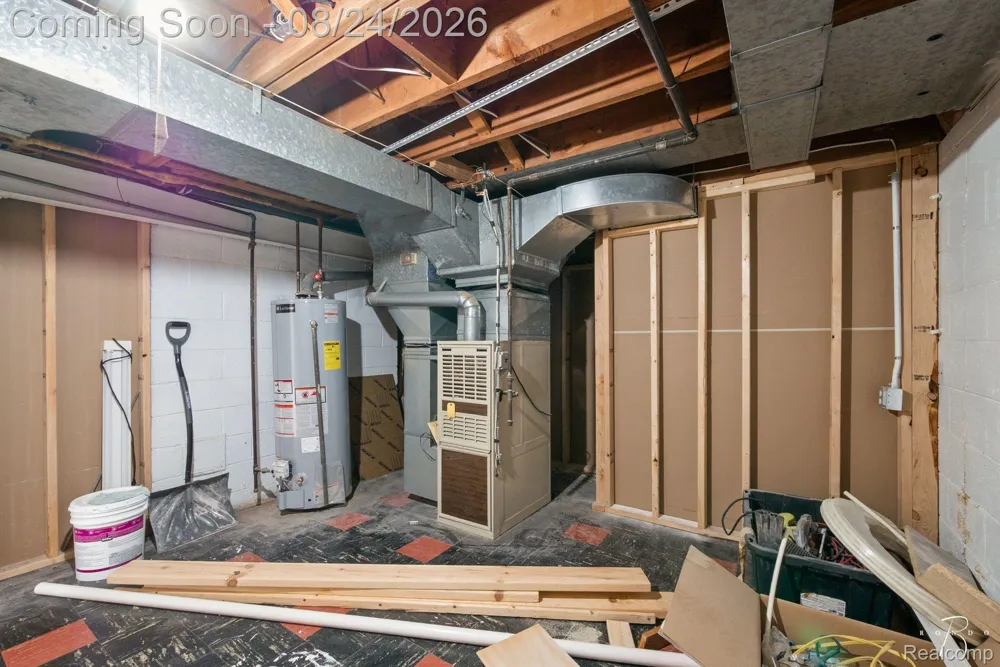 1160 Torrey Road Grosse Pointe Woods City, MI 48236