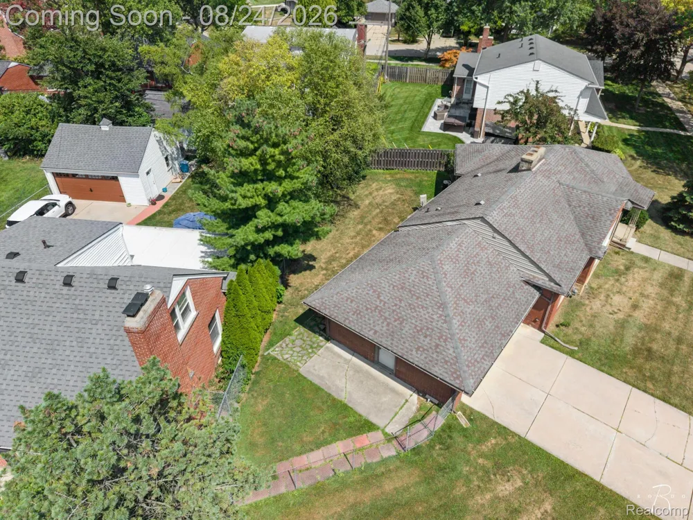 1160 Torrey Road Grosse Pointe Woods City, MI 48236
