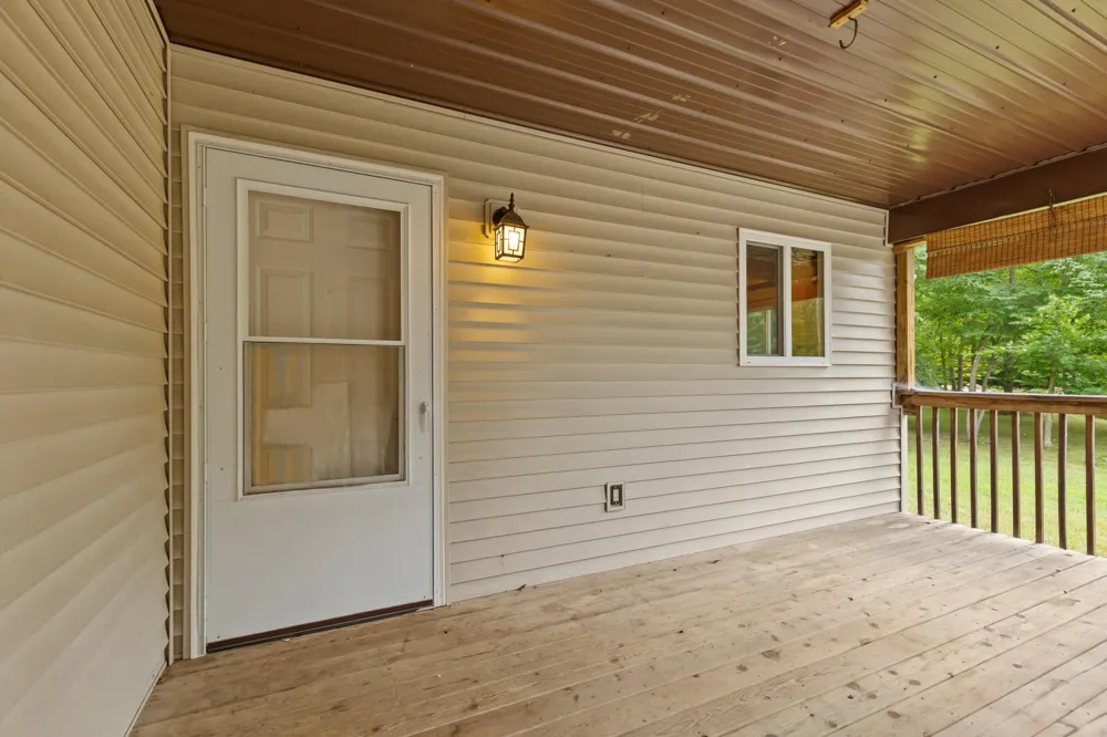 11642 S Woodland Drive Richland Township, MI 49601