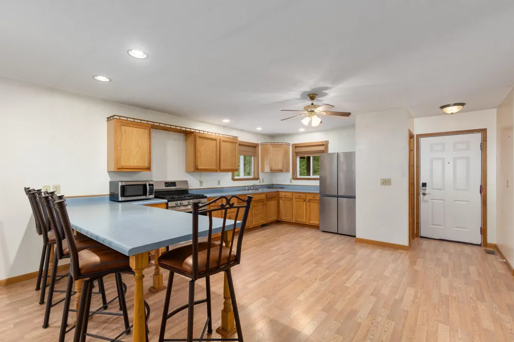 11642 S Woodland Drive Richland Township, MI 49601