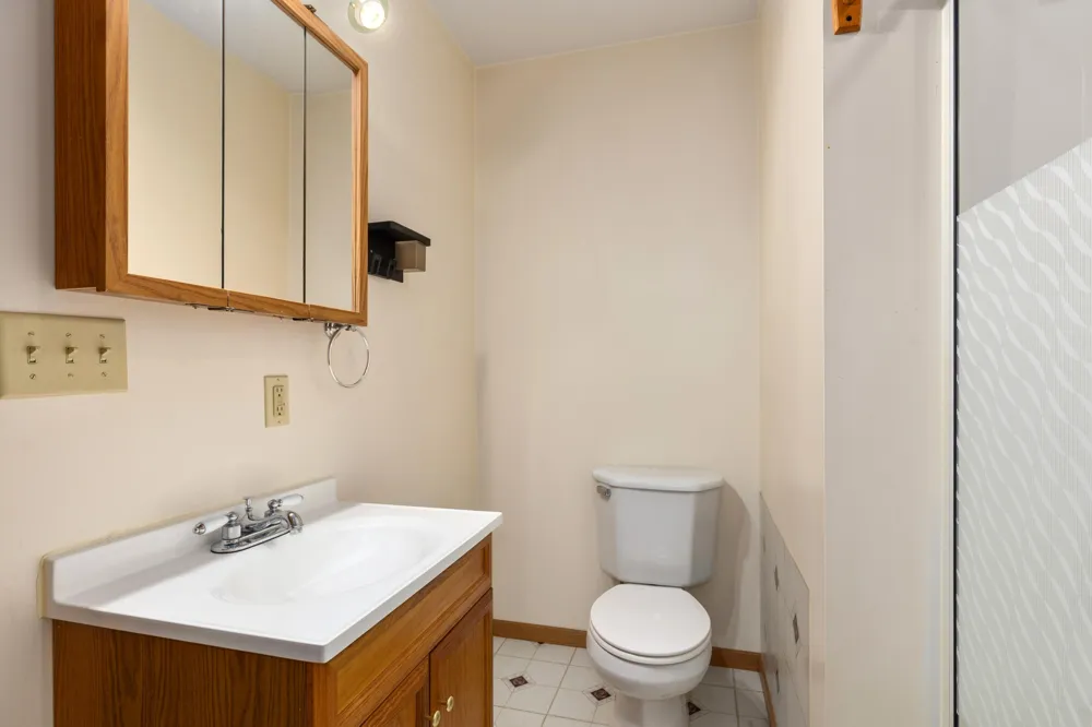 11642 S Woodland Drive Richland Township, MI 49601