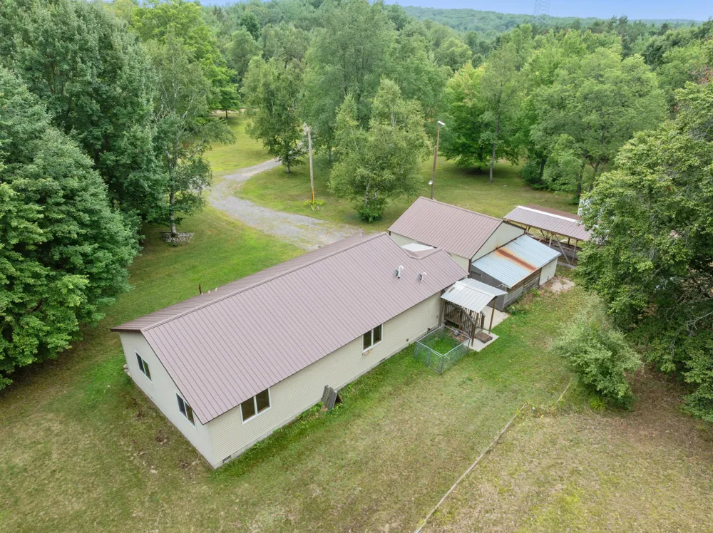 11642 S Woodland Drive Richland Township, MI 49601