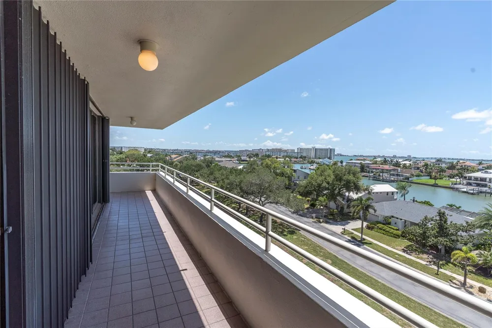 5950 PELICAN BAY PLAZA S #601 Gulfport, FL 33707