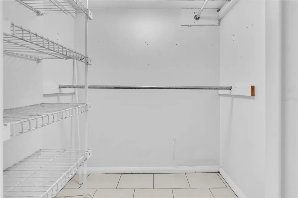 5950 PELICAN BAY PLAZA S #601 Gulfport, FL 33707