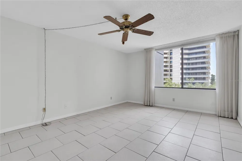 5950 PELICAN BAY PLAZA S #601 Gulfport, FL 33707