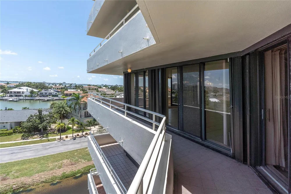 5950 PELICAN BAY PLAZA S #601 Gulfport, FL 33707
