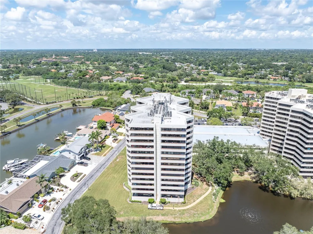 5950 PELICAN BAY PLAZA S #601 Gulfport, FL 33707