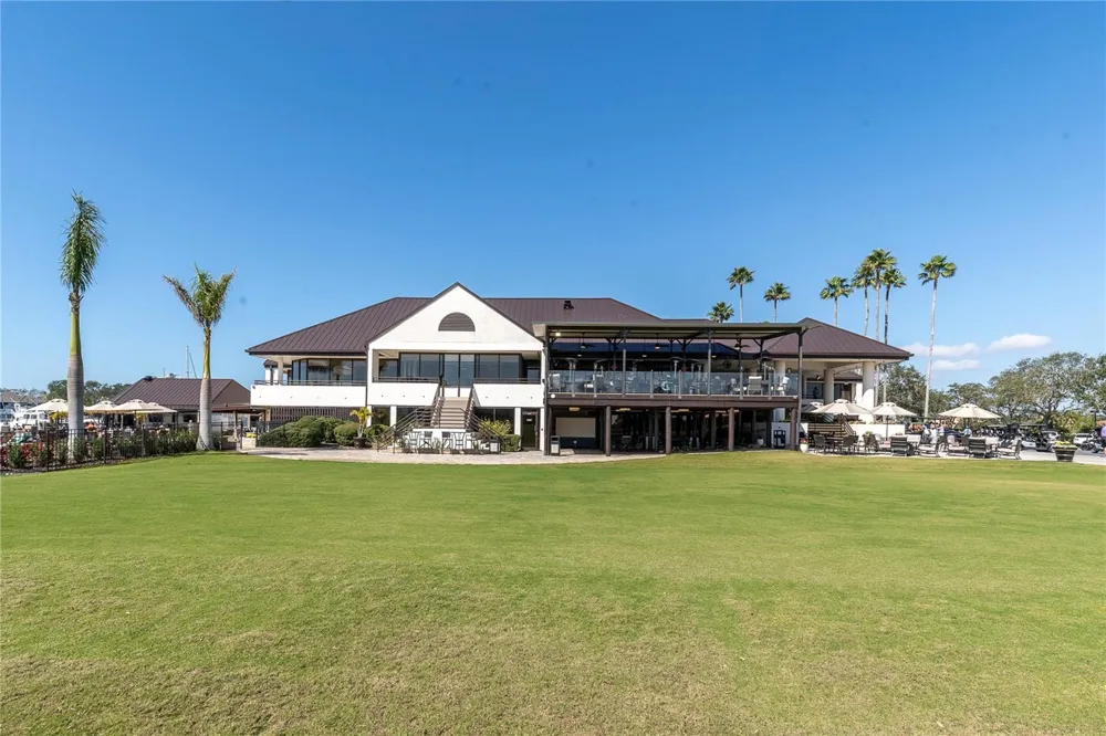 5950 PELICAN BAY PLAZA S #601 Gulfport, FL 33707