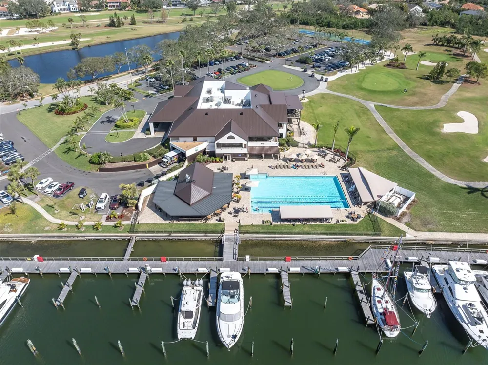 5950 PELICAN BAY PLAZA S #601 Gulfport, FL 33707