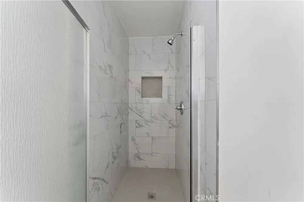 16550 Kalisher Granada Hills, CA 91344