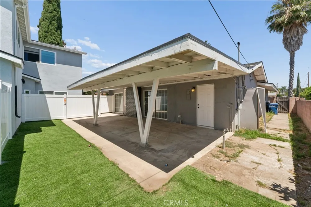 16550 Kalisher Granada Hills, CA 91344