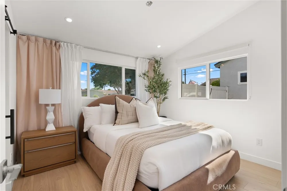 8591 Greenleaf Avenue Buena Park, CA 90620