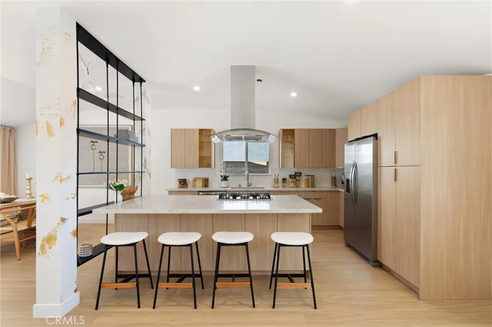 8591 Greenleaf Avenue Buena Park, CA 90620