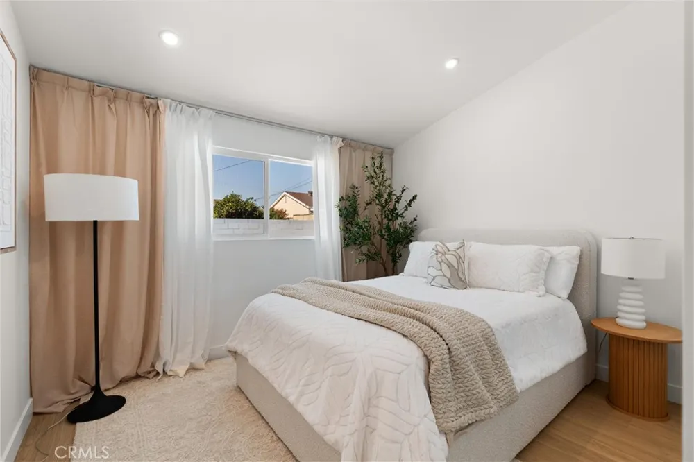 8591 Greenleaf Avenue Buena Park, CA 90620