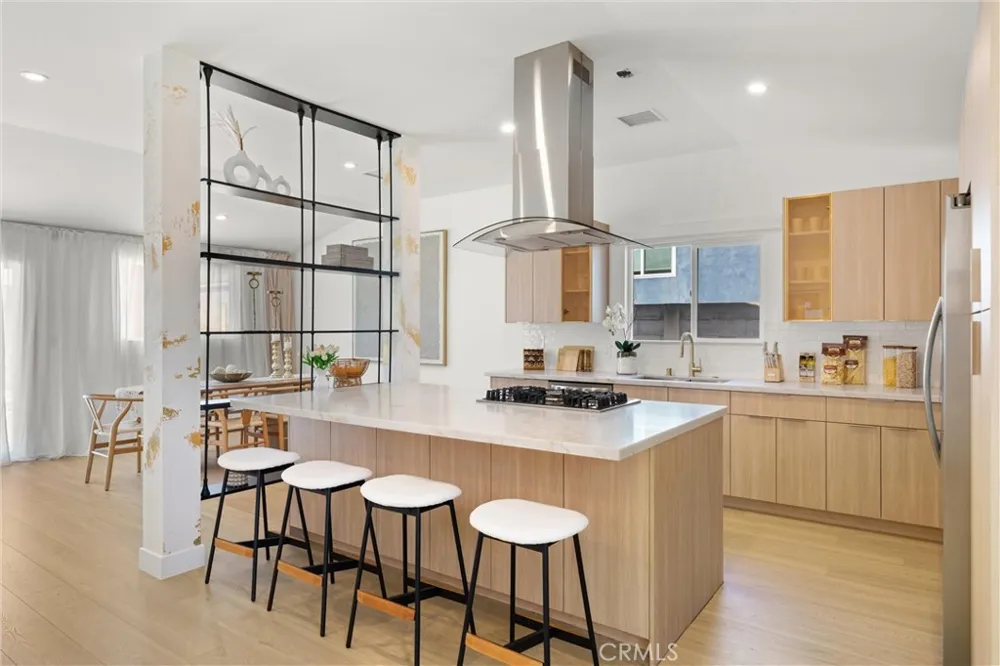8591 Greenleaf Avenue Buena Park, CA 90620