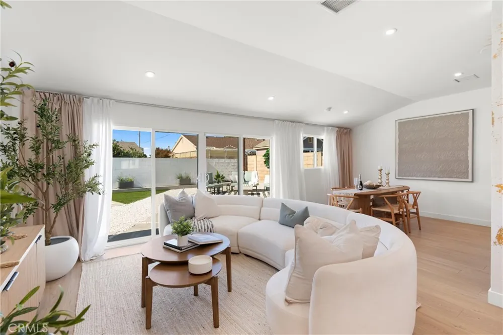 8591 Greenleaf Avenue Buena Park, CA 90620