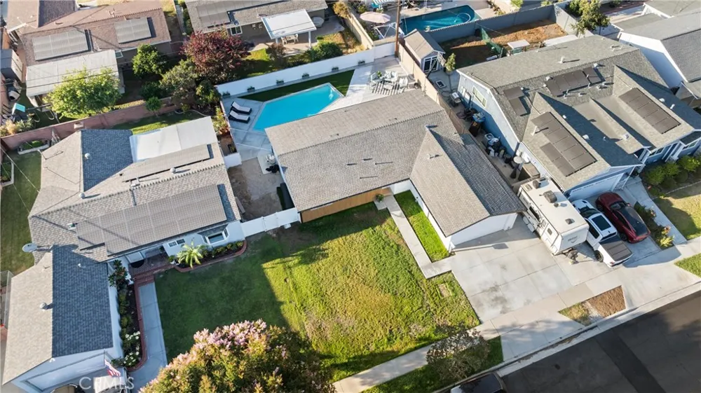 8591 Greenleaf Avenue Buena Park, CA 90620