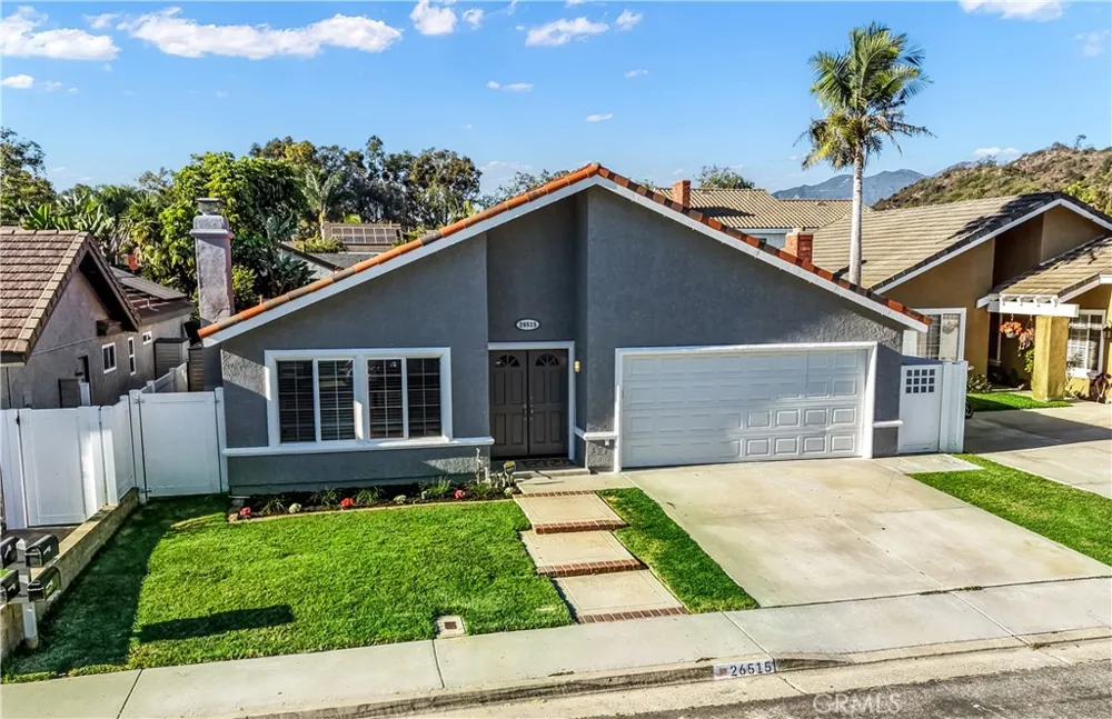 26515 Kari Brook Lake Forest, CA 92630