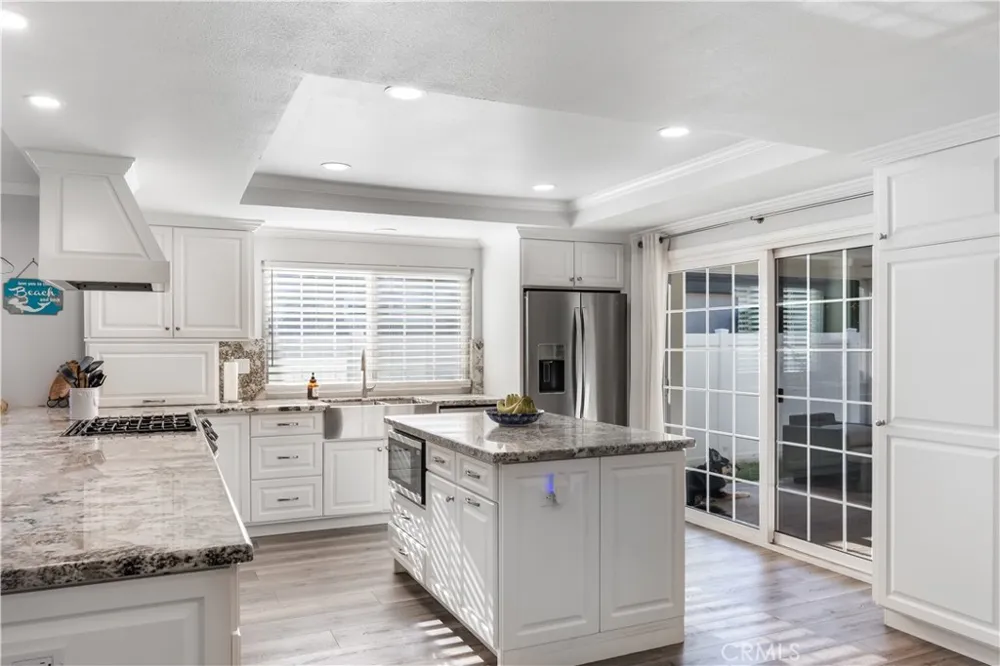 26515 Kari Brook Lake Forest, CA 92630