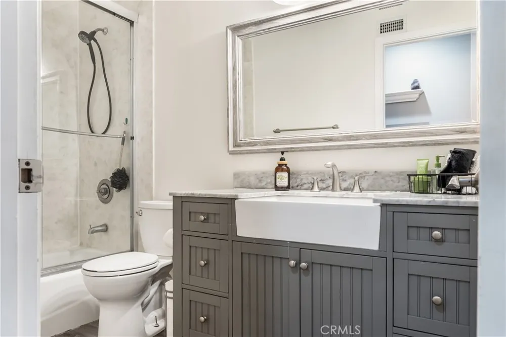 26515 Kari Brook Lake Forest, CA 92630