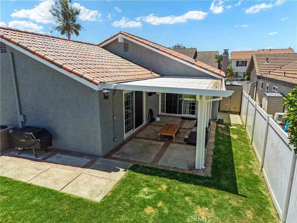 26515 Kari Brook Lake Forest, CA 92630
