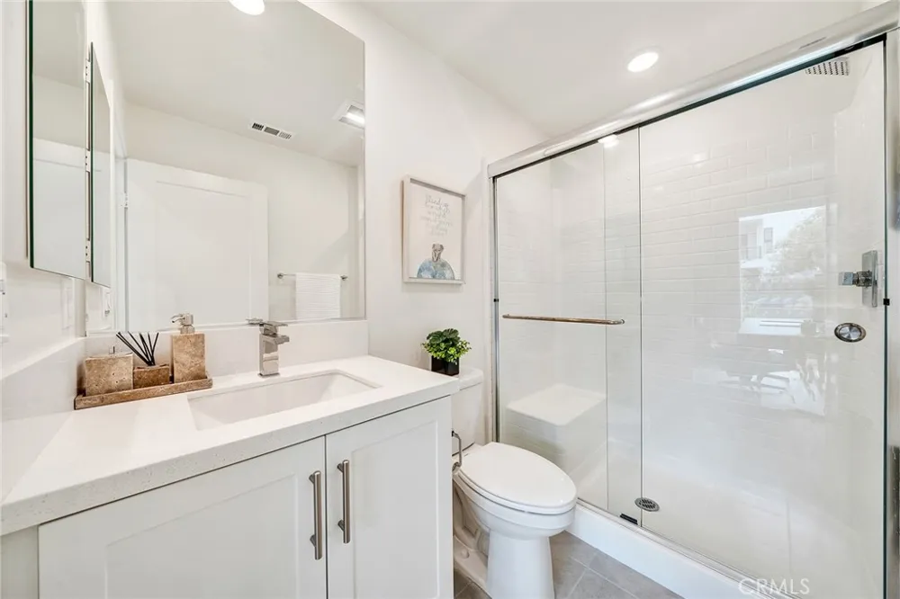 16345 Veterans Tustin, CA 92782