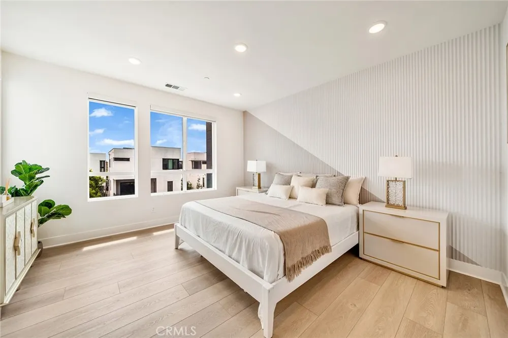 16345 Veterans Tustin, CA 92782