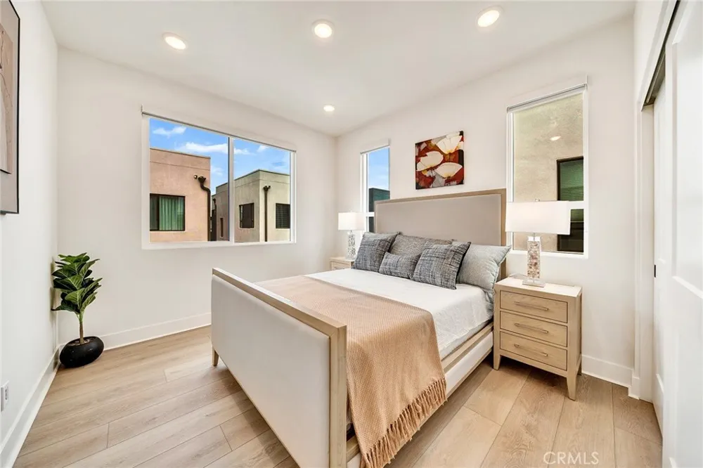16345 Veterans Tustin, CA 92782