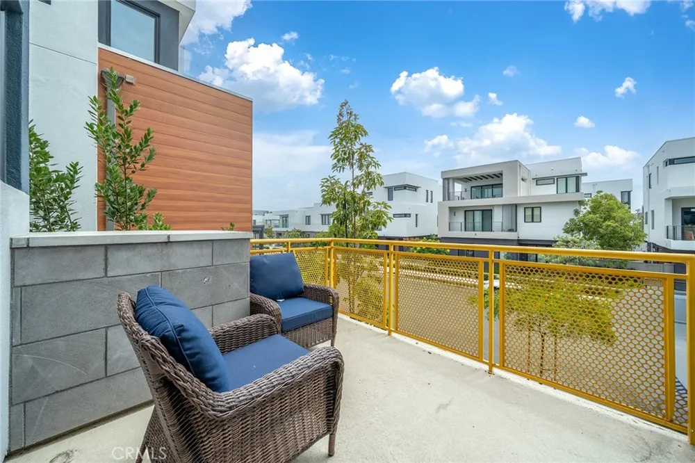 16345 Veterans Tustin, CA 92782