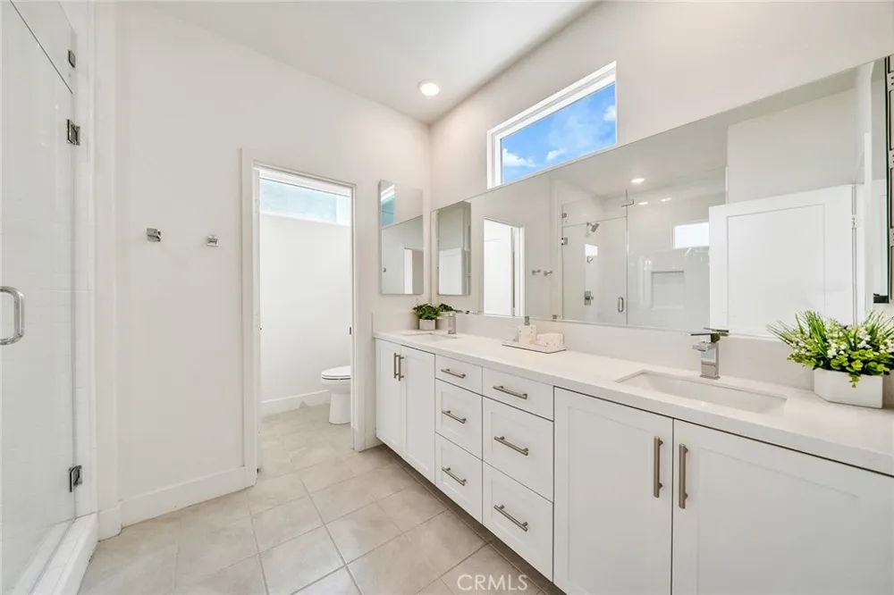 16345 Veterans Tustin, CA 92782