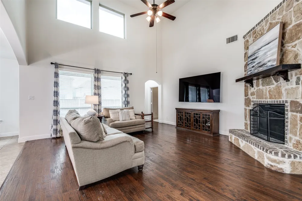 9359 Cherry Brook Lane Frisco, TX 75033