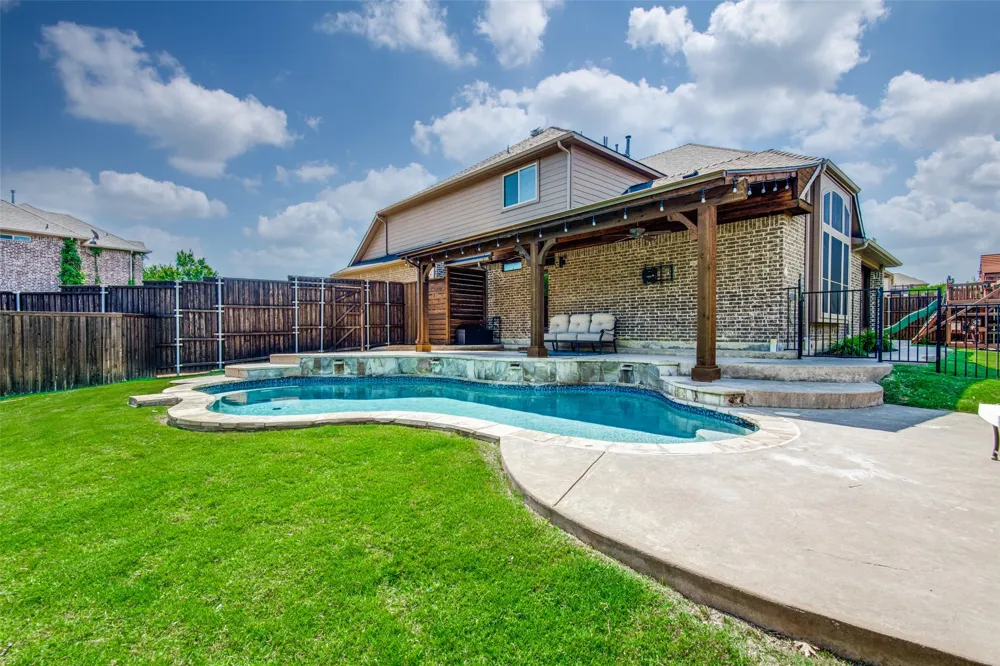9359 Cherry Brook Lane Frisco, TX 75033