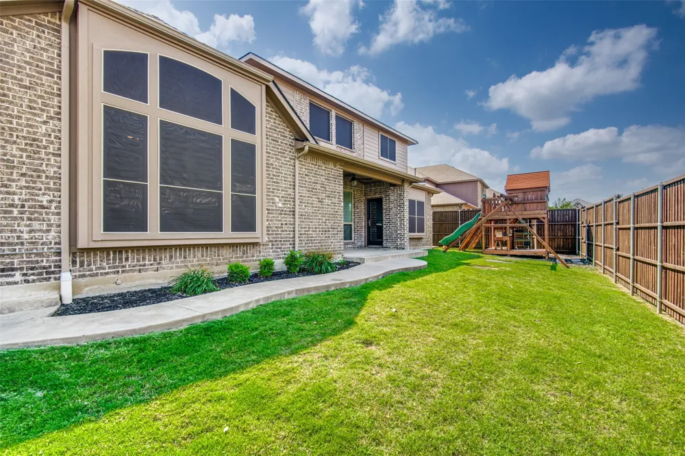9359 Cherry Brook Lane Frisco, TX 75033