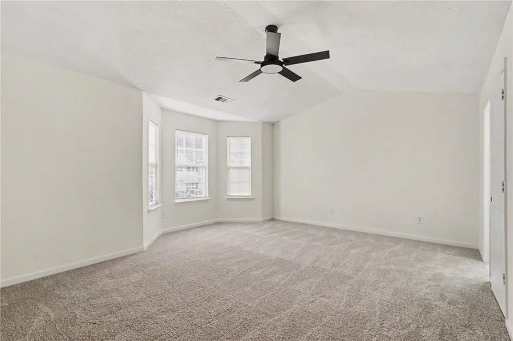 6865 Mountain Circle Riverdale, GA 30274