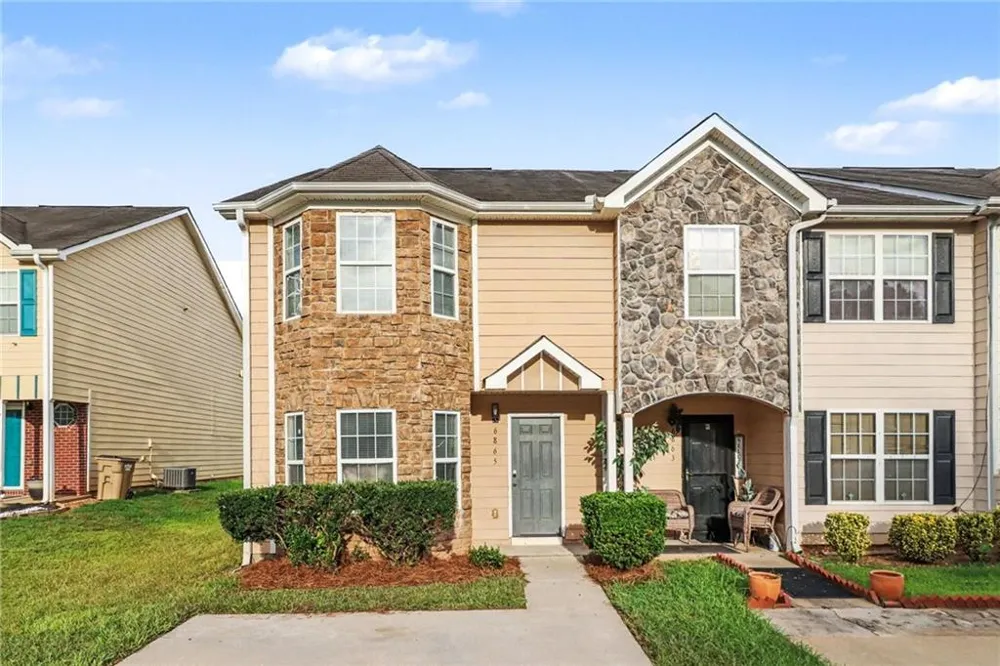6865 Mountain Circle Riverdale, GA 30274