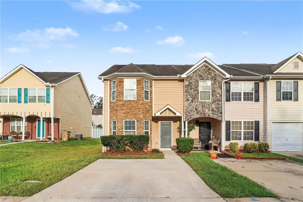6865 Mountain Circle Riverdale, GA 30274