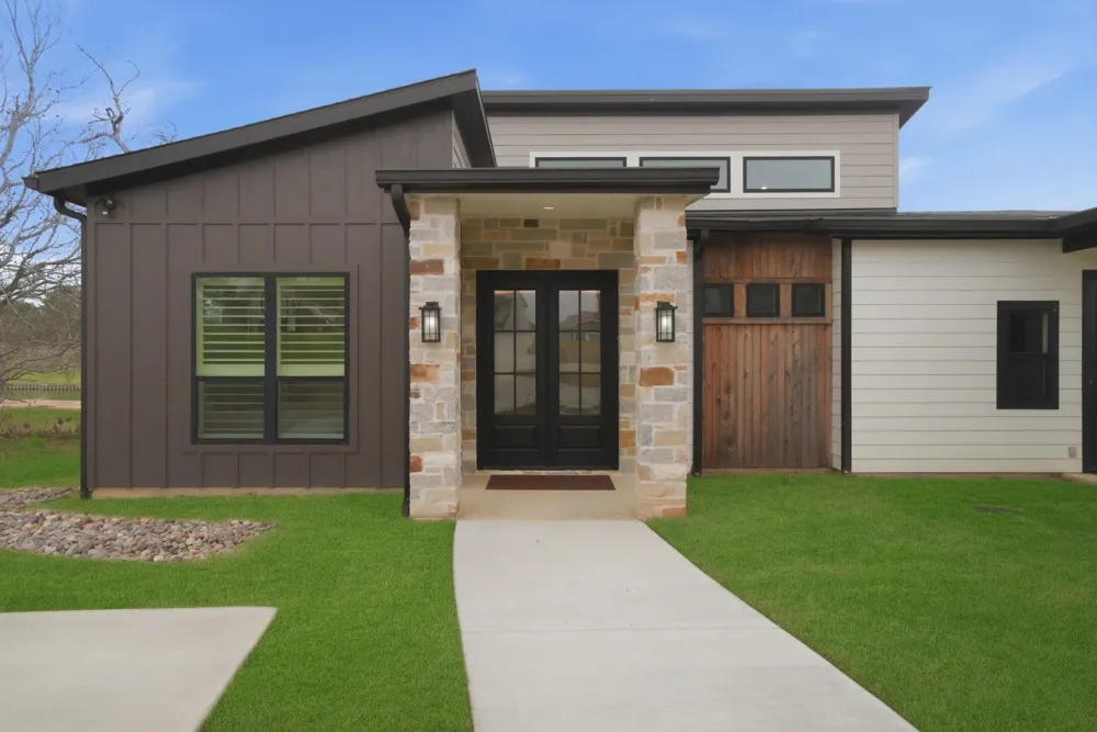 255 Peninsula Drive Livingston, TX 77351