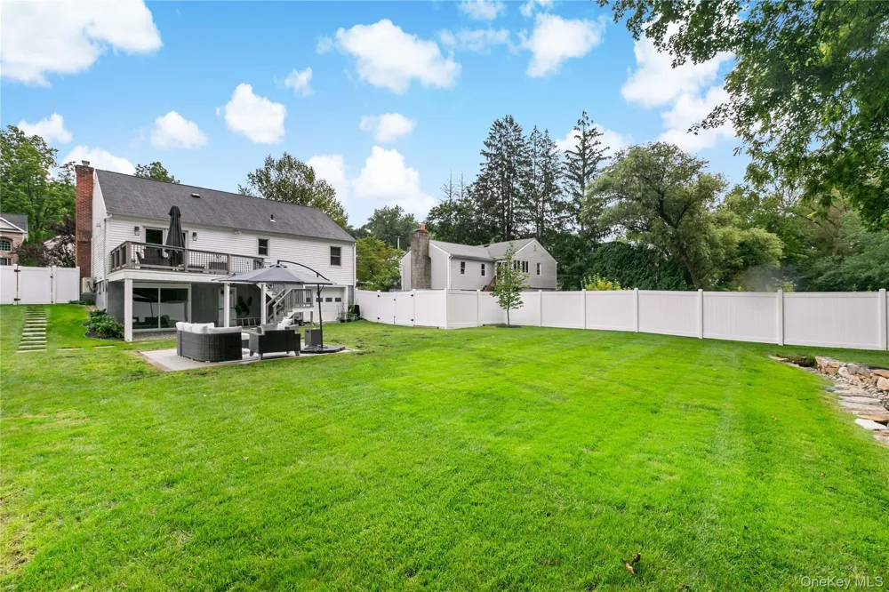 16 Brook Street Mount Kisco, NY 10549