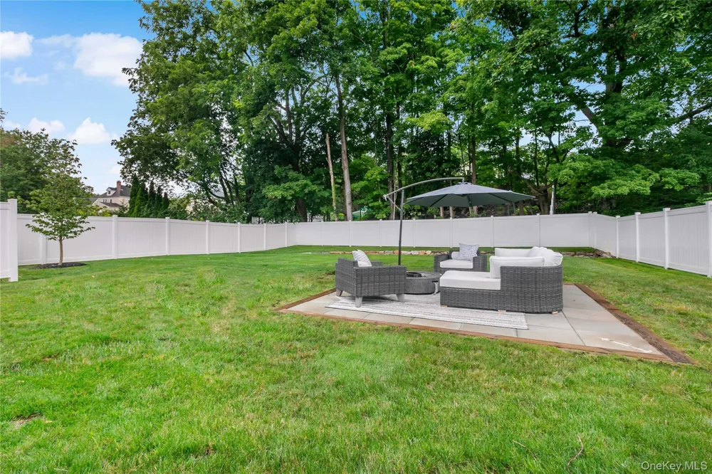 16 Brook Street Mount Kisco, NY 10549