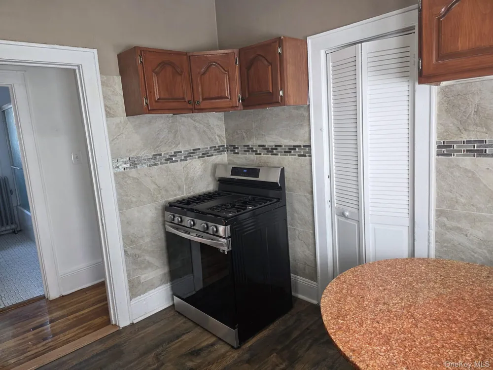 420 Bedford Avenue Mount Vernon, NY 10553