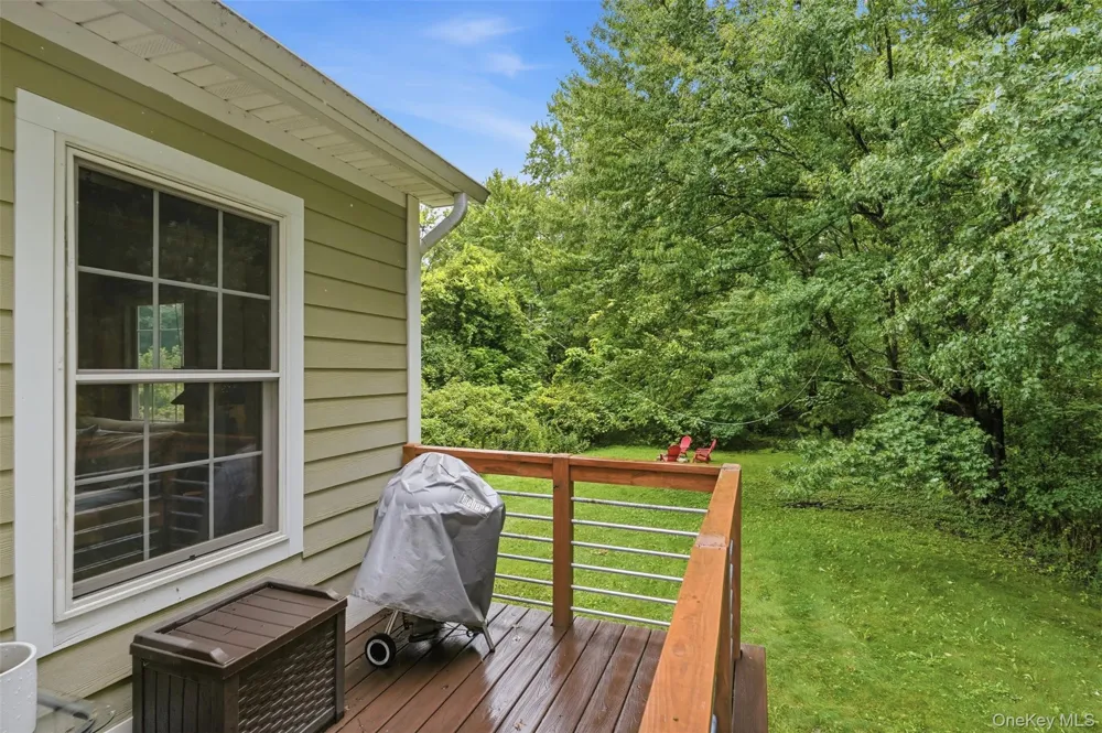 8 S Ohioville Road New Paltz, NY 12561