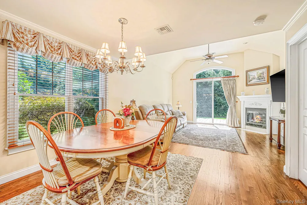 32 Coral Lane Sayville, NY 11782