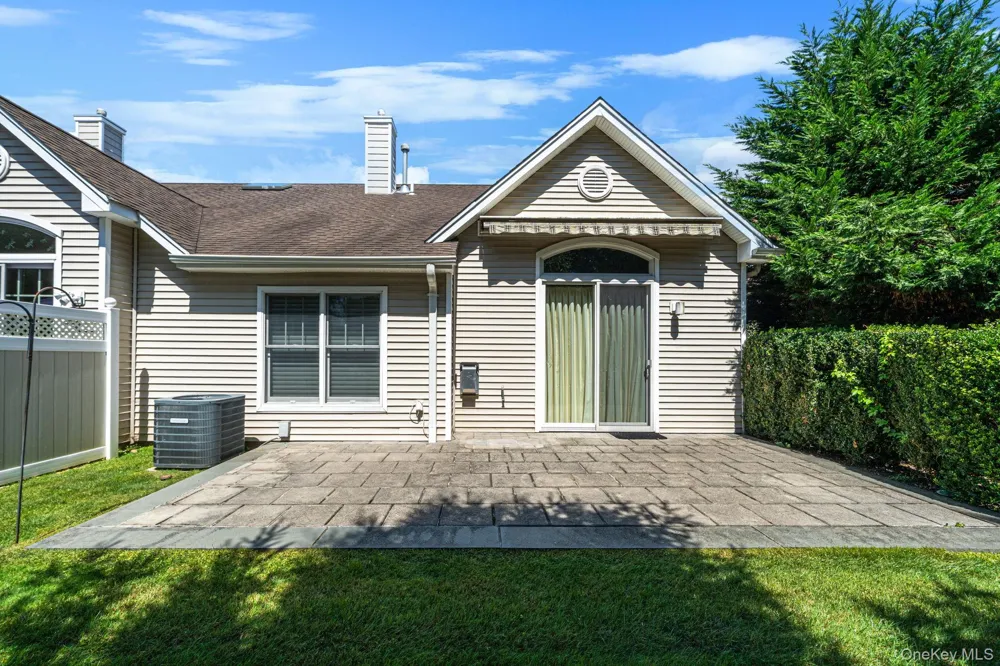32 Coral Lane Sayville, NY 11782