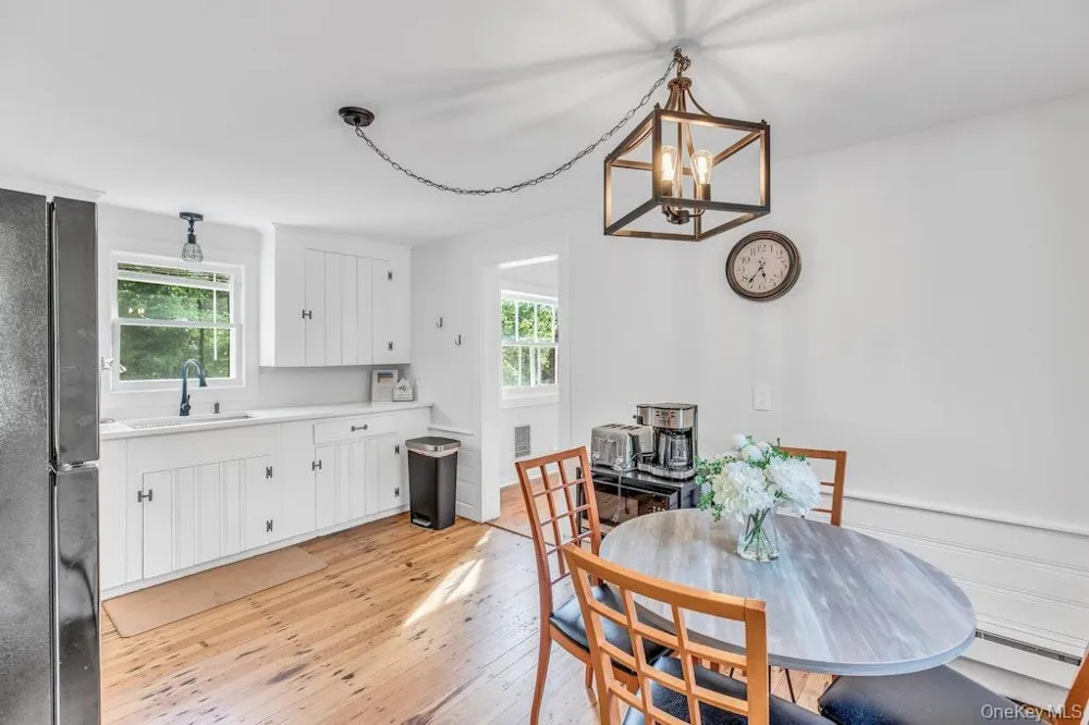 3651 Soundview Avenue Peconic, NY 11958