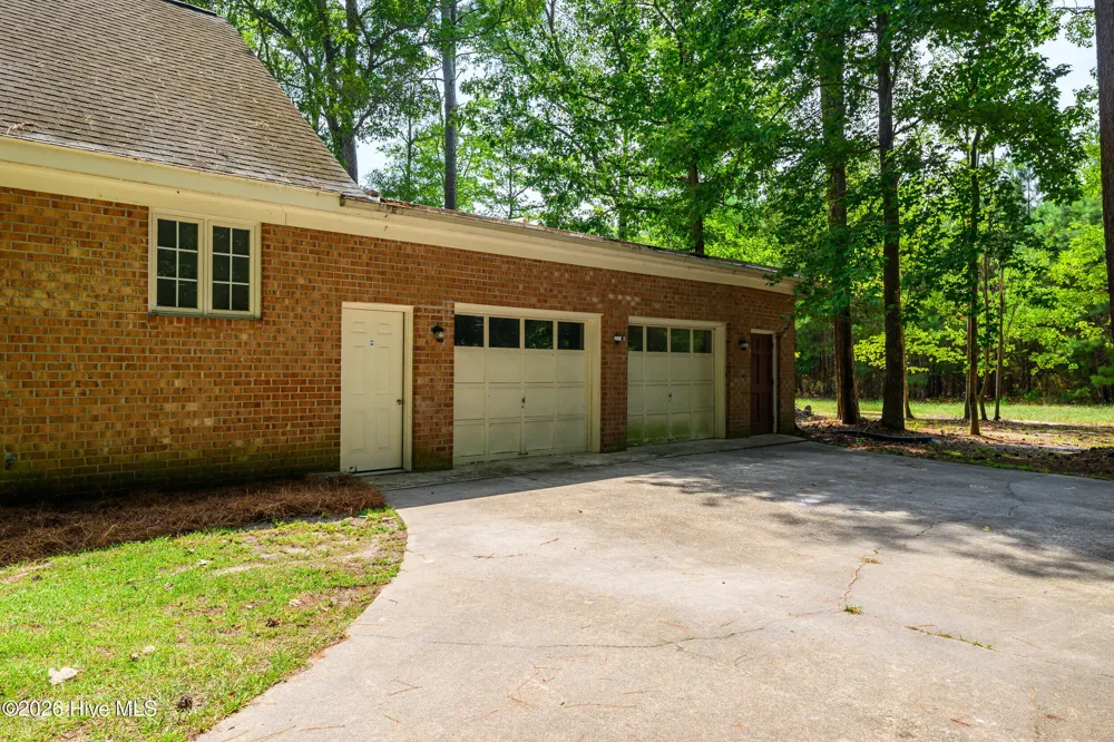 1612 Colony Drive Tarboro, NC 27886