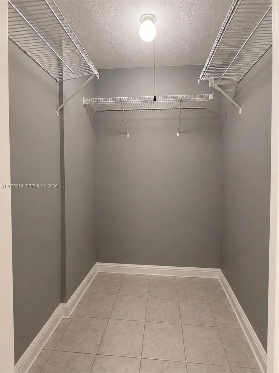 9440 Fontainebleau Blvd #515 Miami, FL 33172